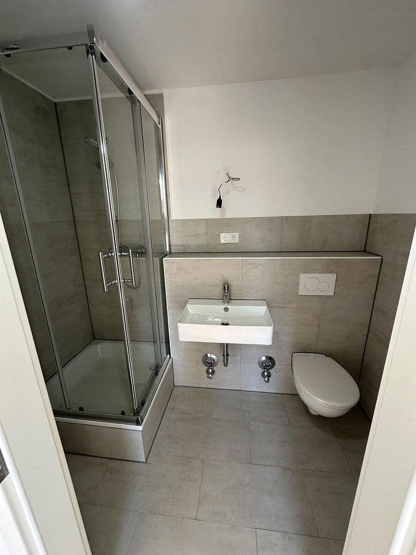 Prenájom bytu 2-izbový 40 m², Naheweinstrasse 66, Laubenheim, Porýnie-Falcko Prenájom bytu 2-izbový 40 m², Naheweinstrasse 66, Laubenheim, Porýnie-Falcko