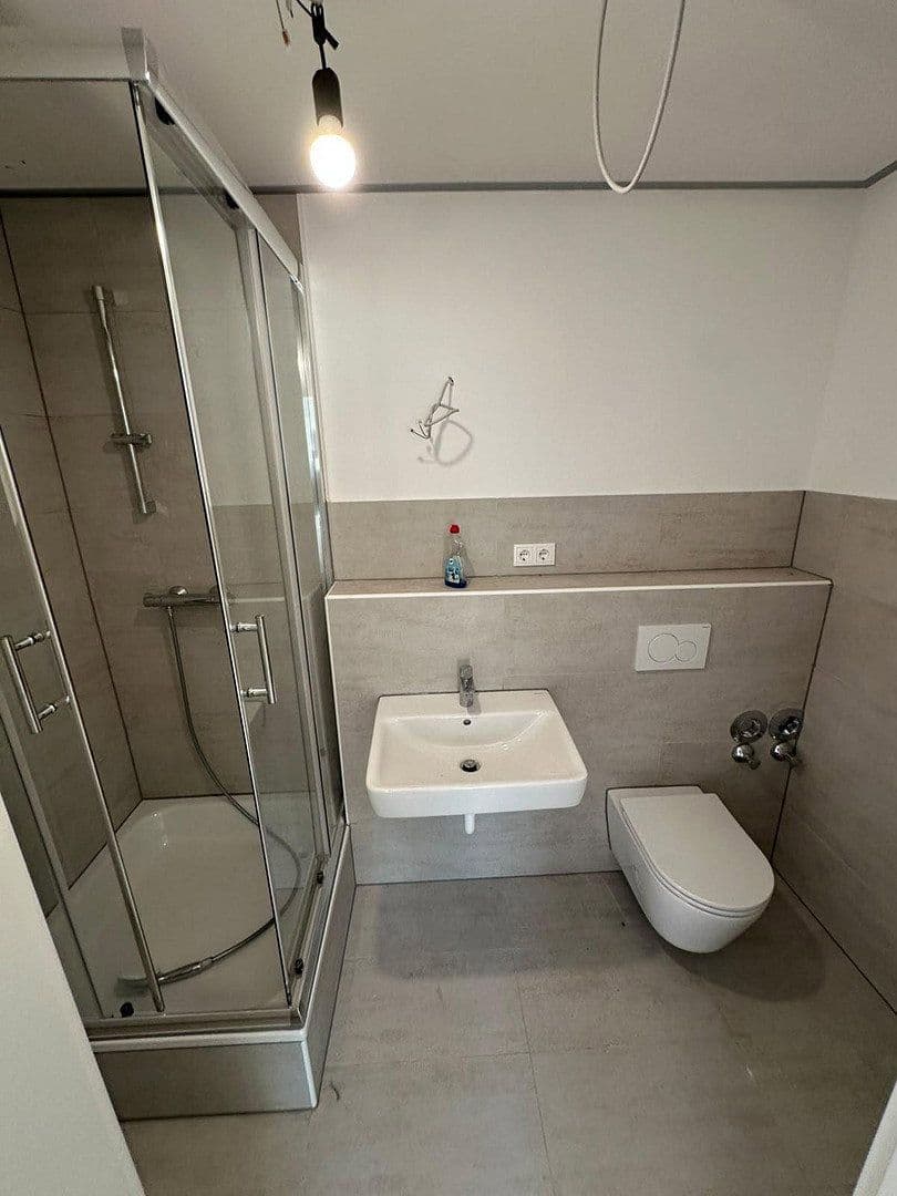 Prenájom bytu 2-izbový 40 m², Naheweinstrasse 66, Laubenheim, Porýnie-Falcko Prenájom bytu 2-izbový 40 m², Naheweinstrasse 66, Laubenheim, Porýnie-Falcko