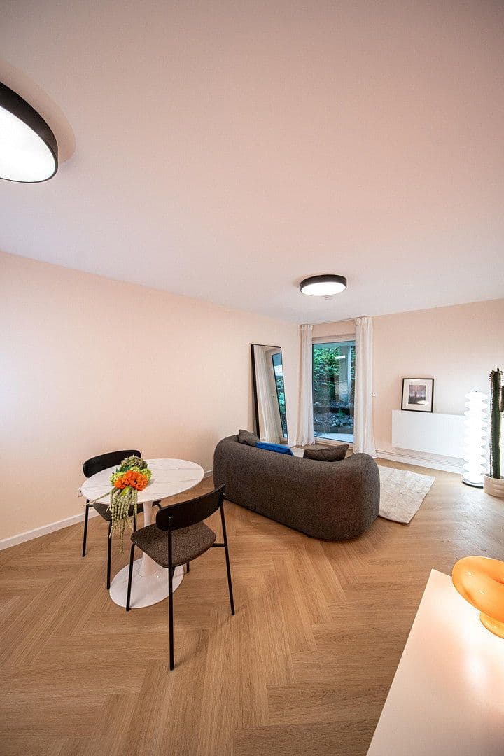 Prenájom bytu 2-izbový 50 m², Nerotal, Wiesbaden, Hesensko Prenájom bytu 2-izbový 50 m², Nerotal, Wiesbaden, Hesensko