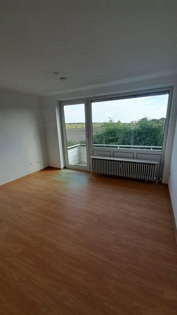 Prenájom bytu 2-izbový 42 m², Bahnhofstraße 18, Rosengarten, Dolné Sasko Prenájom bytu 2-izbový 42 m², Bahnhofstraße 18, Rosengarten, Dolné Sasko