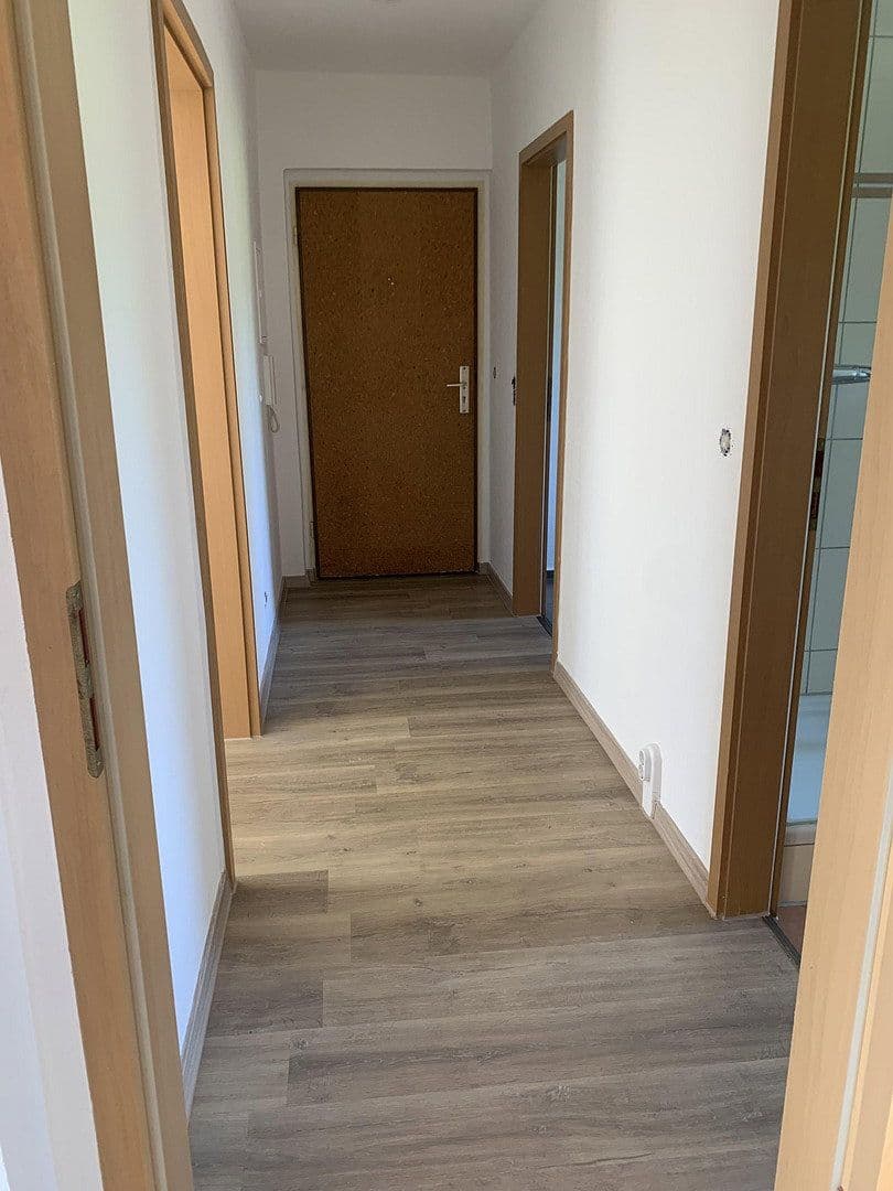 Prenájom bytu 3-izbový 67 m², Mergendorfer Weg 42, Riesa, Sasko Prenájom bytu 3-izbový 67 m², Mergendorfer Weg 42, Riesa, Sasko