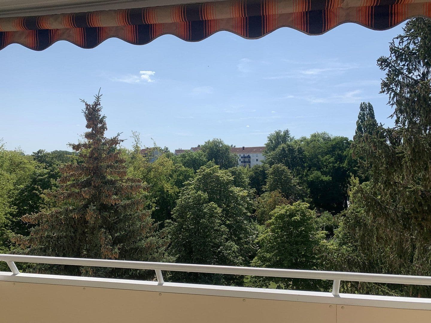 Prenájom bytu 3-izbový 67 m², Mergendorfer Weg 42, Riesa, Sasko Prenájom bytu 3-izbový 67 m², Mergendorfer Weg 42, Riesa, Sasko