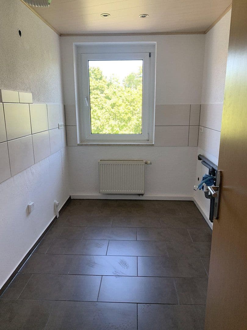 Prenájom bytu 3-izbový 67 m², Mergendorfer Weg 42, Riesa, Sasko Prenájom bytu 3-izbový 67 m², Mergendorfer Weg 42, Riesa, Sasko