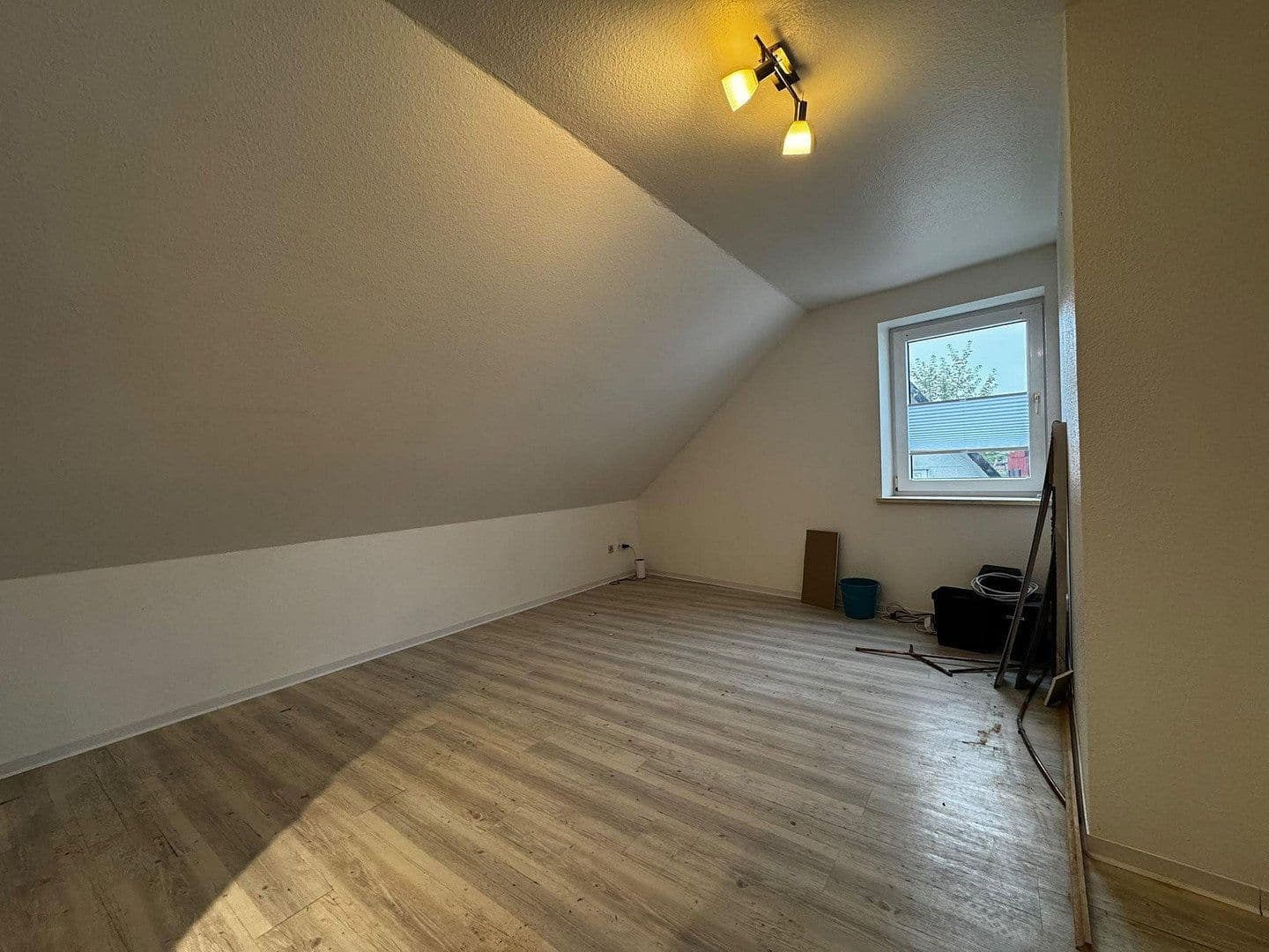 Prenájom bytu 1-izbový 20 m², Zellbach 70A, Clausthal-Zellerfeld, Dolné Sasko Prenájom bytu 1-izbový 20 m², Zellbach 70A, Clausthal-Zellerfeld, Dolné Sasko