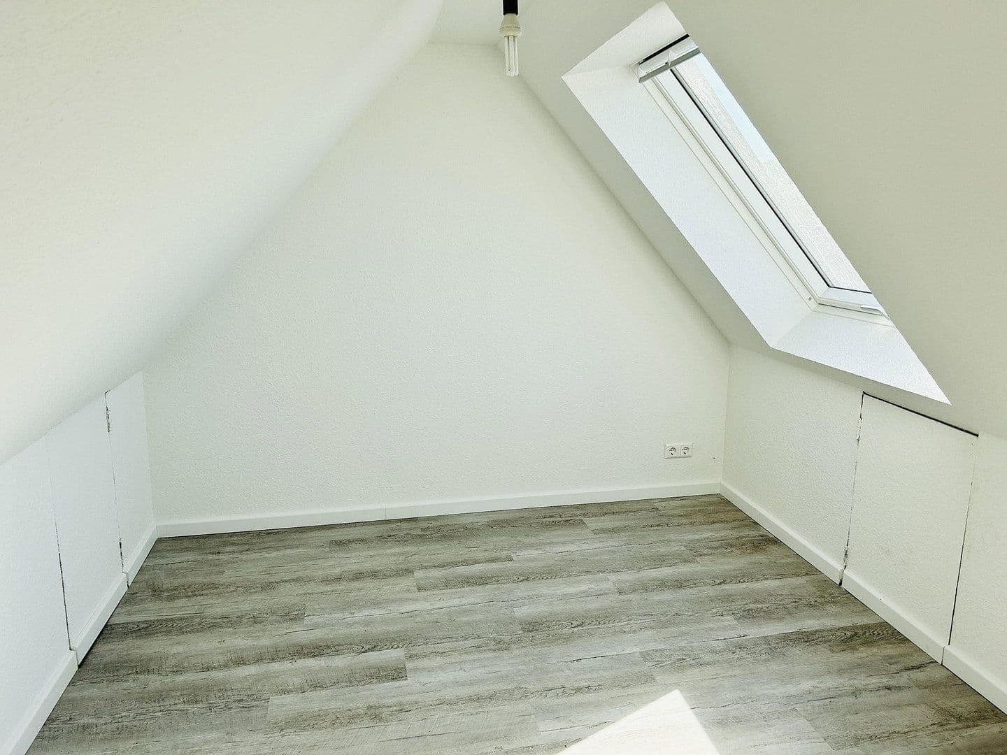 Predaj bytu 4-izbový 80 m², Hattersheim am Main, Hesensko Predaj bytu 4-izbový 80 m², Hattersheim am Main, Hesensko