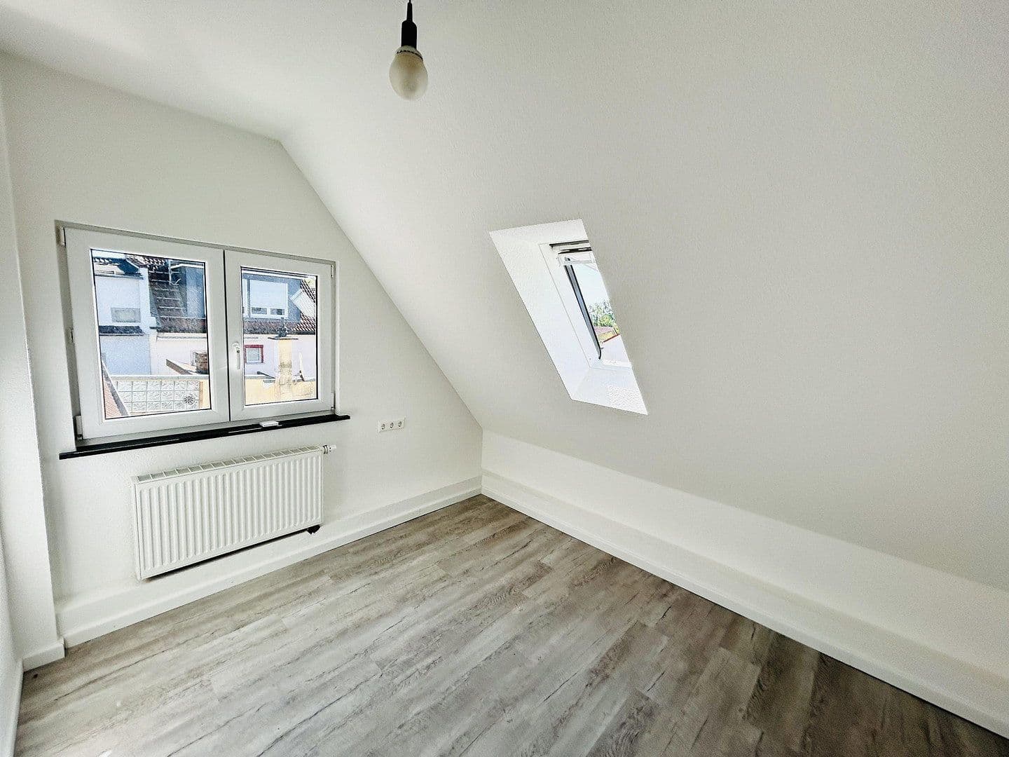 Predaj bytu 4-izbový 80 m², Hattersheim am Main, Hesensko Predaj bytu 4-izbový 80 m², Hattersheim am Main, Hesensko