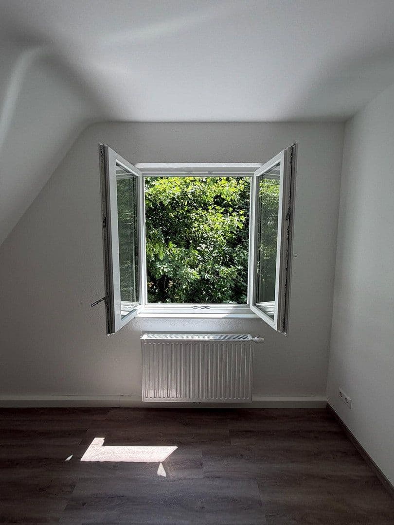 Prenájom bytu 2-izbový 36 m², Böblingerstr. 409, Stuttgart, Bádensko-Wurttembersko Prenájom bytu 2-izbový 36 m², Böblingerstr. 409, Stuttgart, Bádensko-Wurttembersko