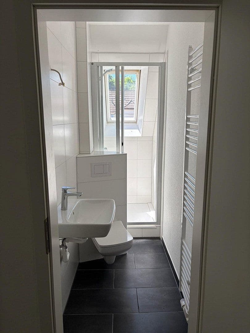 Prenájom bytu 2-izbový 36 m², Böblingerstr. 409, Stuttgart, Bádensko-Wurttembersko Prenájom bytu 2-izbový 36 m², Böblingerstr. 409, Stuttgart, Bádensko-Wurttembersko