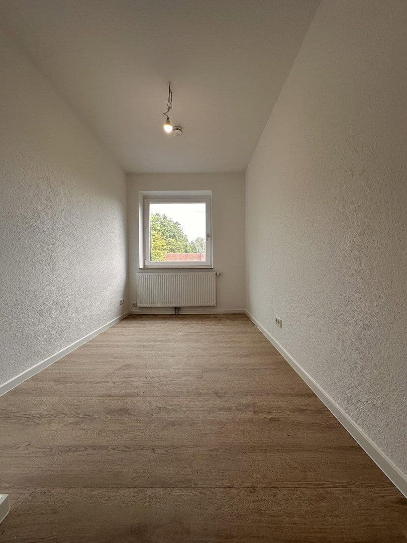 Prenájom bytu 3-izbový 68 m², Oldenburg, Dolné Sasko Prenájom bytu 3-izbový 68 m², Oldenburg, Dolné Sasko