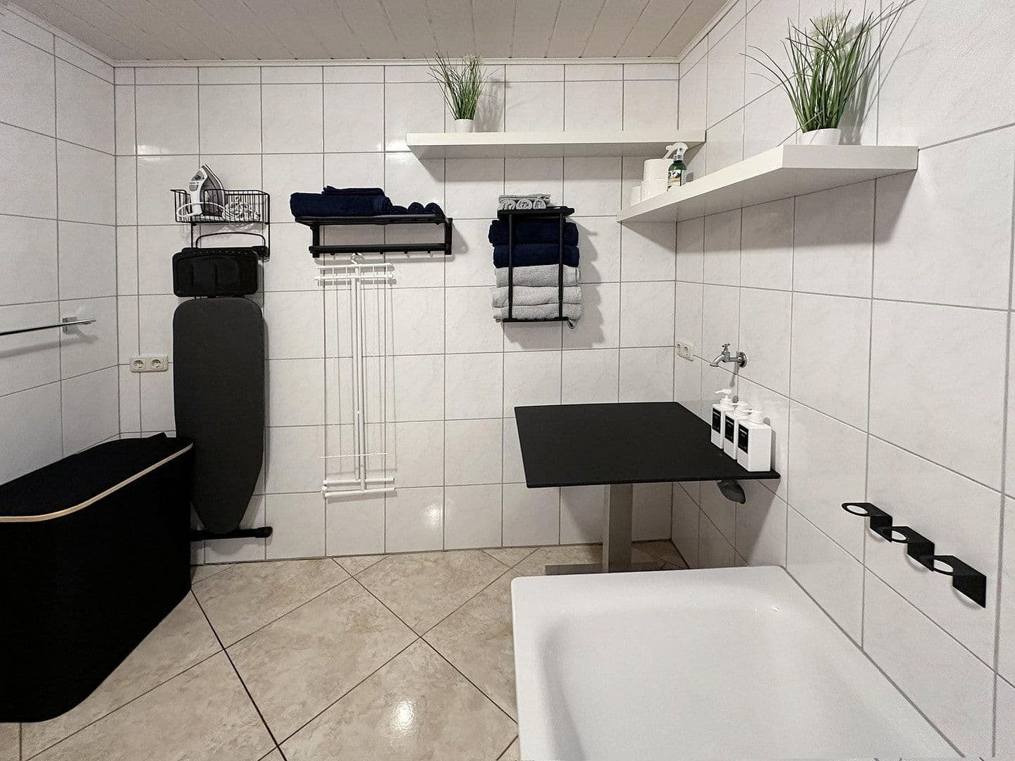 Prenájom bytu 2-izbový 57 m², Augsburg, Bavorsko Prenájom bytu 2-izbový 57 m², Augsburg, Bavorsko