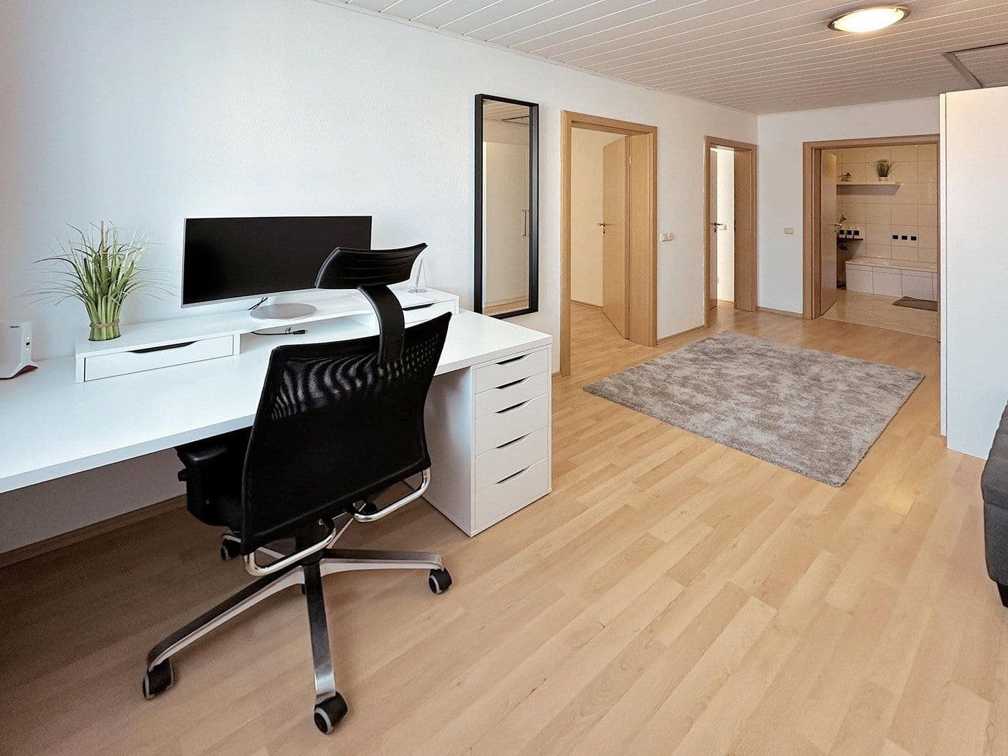Prenájom bytu 2-izbový 57 m², Augsburg, Bavorsko Prenájom bytu 2-izbový 57 m², Augsburg, Bavorsko