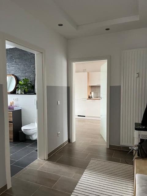 Prenájom bytu 3-izbový 90 m², Bielefeld, Severné Porýnie - Westfálsko Prenájom bytu 3-izbový 90 m², Bielefeld, Severné Porýnie - Westfálsko