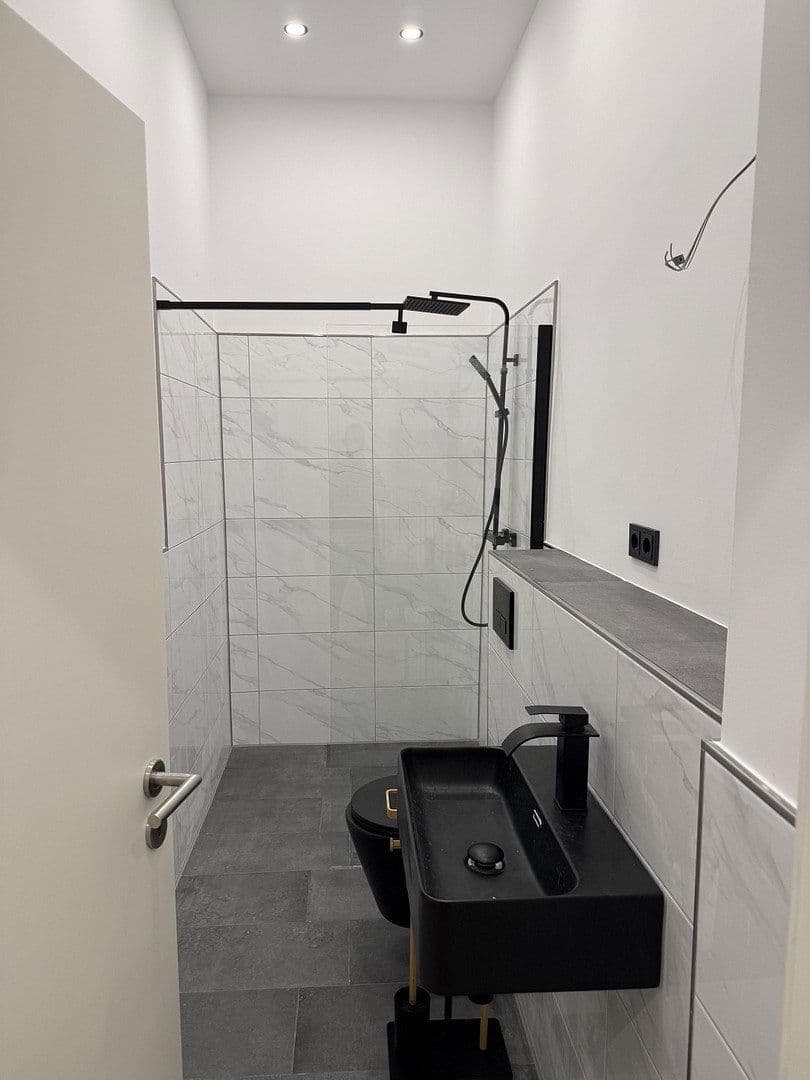 Prenájom bytu 1-izbový 30 m², Duisburg, Severné Porýnie - Westfálsko Prenájom bytu 1-izbový 30 m², Duisburg, Severné Porýnie - Westfálsko