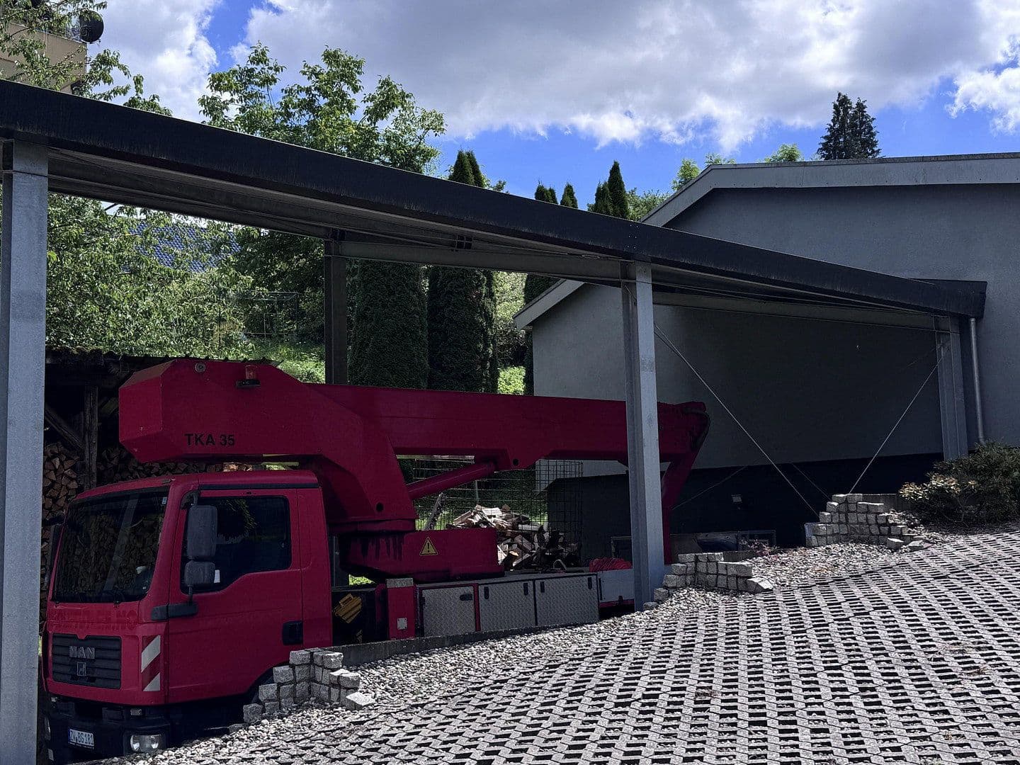 Predaj domu 300 m², pozemok 3.000 m², Zweibrücken, Porýnie-Falcko Predaj domu 300 m², pozemok 3.000 m², Zweibrücken, Porýnie-Falcko