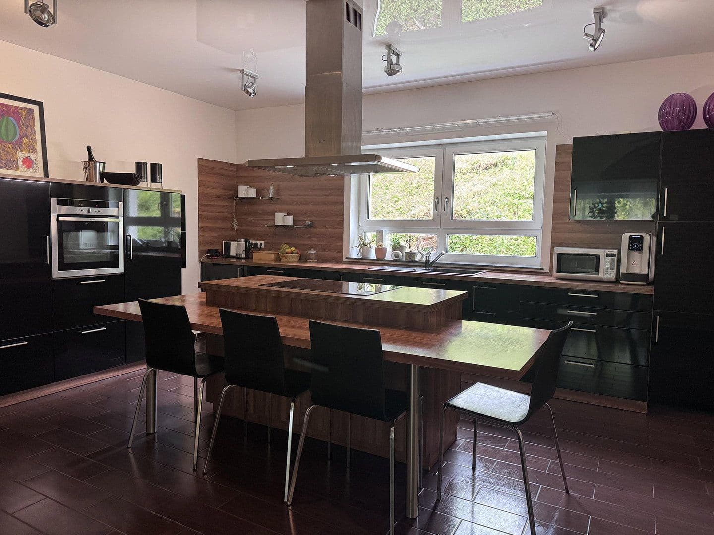 Predaj domu 300 m², pozemok 3.000 m², Zweibrücken, Porýnie-Falcko Predaj domu 300 m², pozemok 3.000 m², Zweibrücken, Porýnie-Falcko