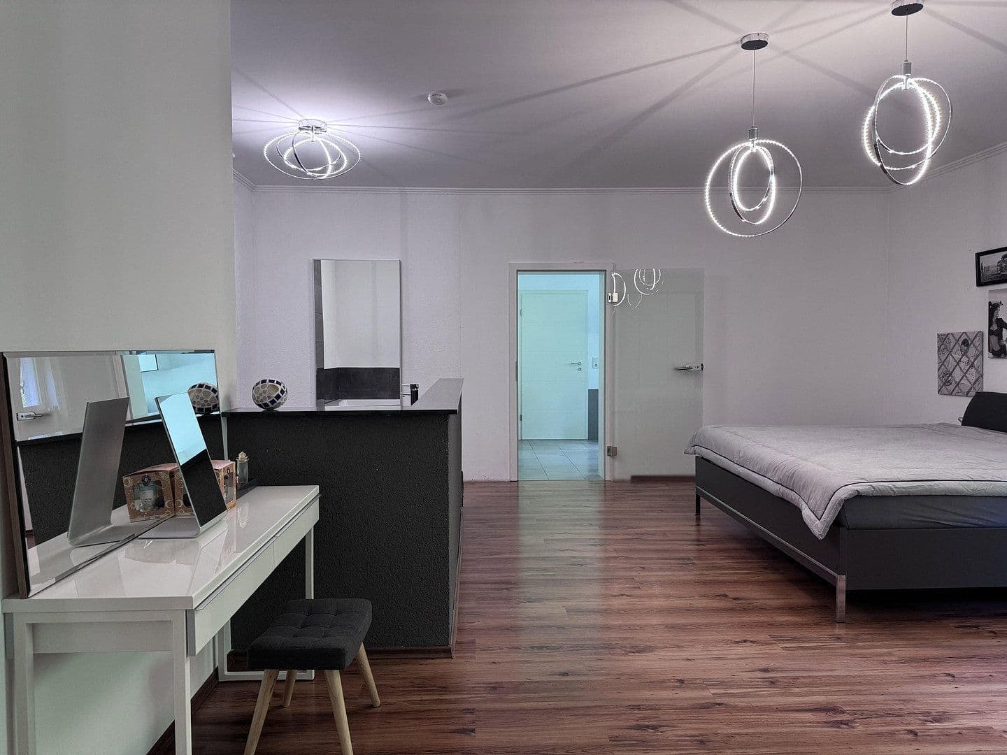 Predaj domu 300 m², pozemok 3.000 m², Zweibrücken, Porýnie-Falcko Predaj domu 300 m², pozemok 3.000 m², Zweibrücken, Porýnie-Falcko