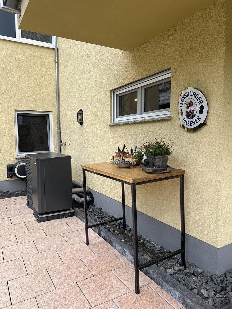 Predaj domu 143 m², pozemok 331 m², Obernhof, Porýnie-Falcko Predaj domu 143 m², pozemok 331 m², Obernhof, Porýnie-Falcko