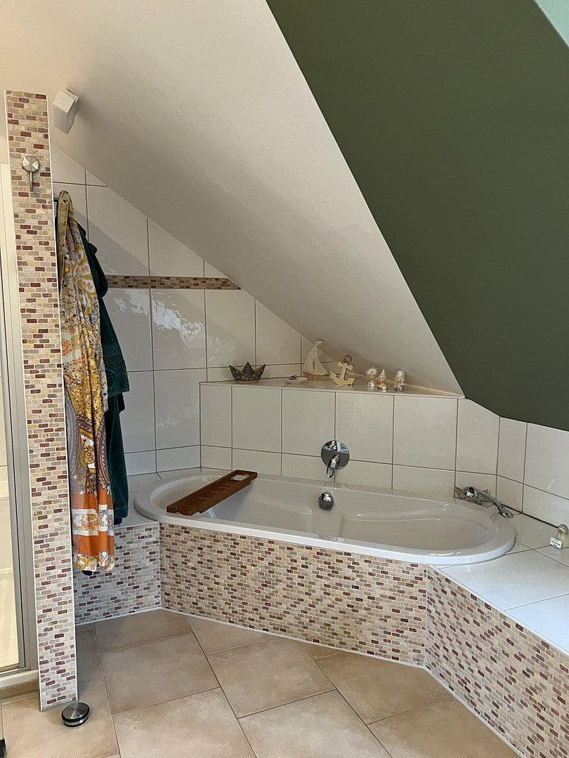 Predaj domu 143 m², pozemok 331 m², Obernhof, Porýnie-Falcko Predaj domu 143 m², pozemok 331 m², Obernhof, Porýnie-Falcko