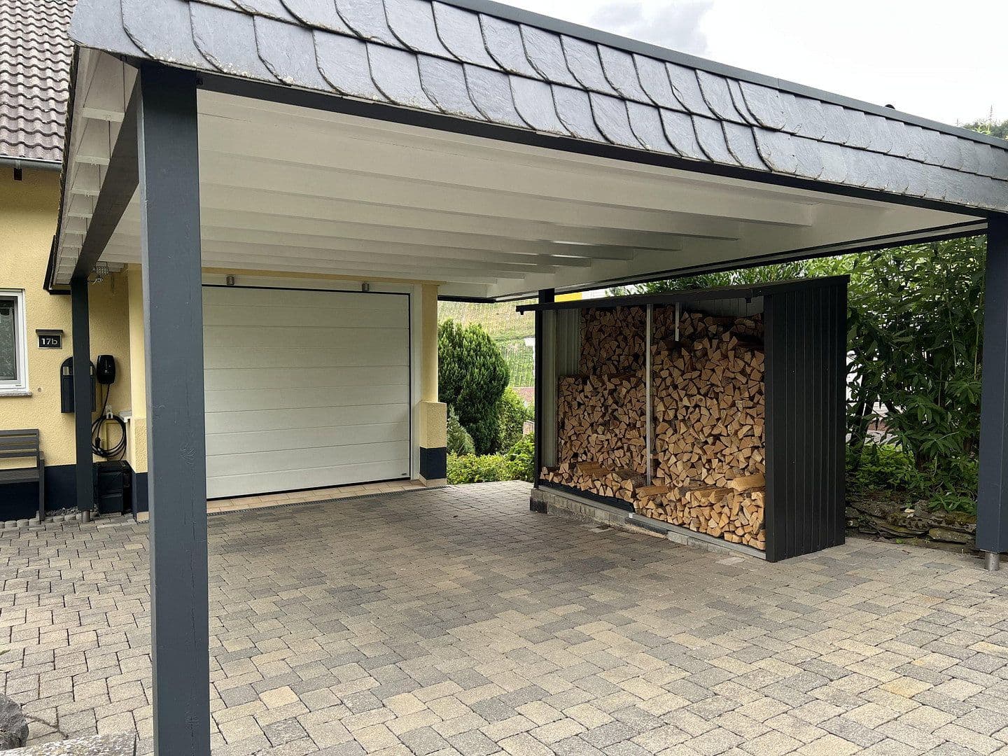 Predaj domu 143 m², pozemok 331 m², Obernhof, Porýnie-Falcko Predaj domu 143 m², pozemok 331 m², Obernhof, Porýnie-Falcko