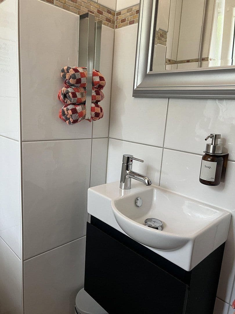 Predaj domu 143 m², pozemok 331 m², Obernhof, Porýnie-Falcko Predaj domu 143 m², pozemok 331 m², Obernhof, Porýnie-Falcko