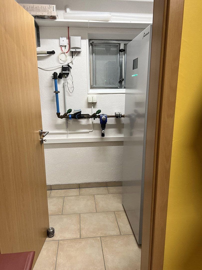 Predaj domu 143 m², pozemok 331 m², Obernhof, Porýnie-Falcko Predaj domu 143 m², pozemok 331 m², Obernhof, Porýnie-Falcko