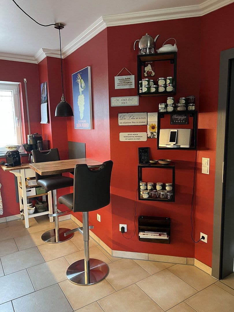Predaj domu 143 m², pozemok 331 m², Obernhof, Porýnie-Falcko Predaj domu 143 m², pozemok 331 m², Obernhof, Porýnie-Falcko