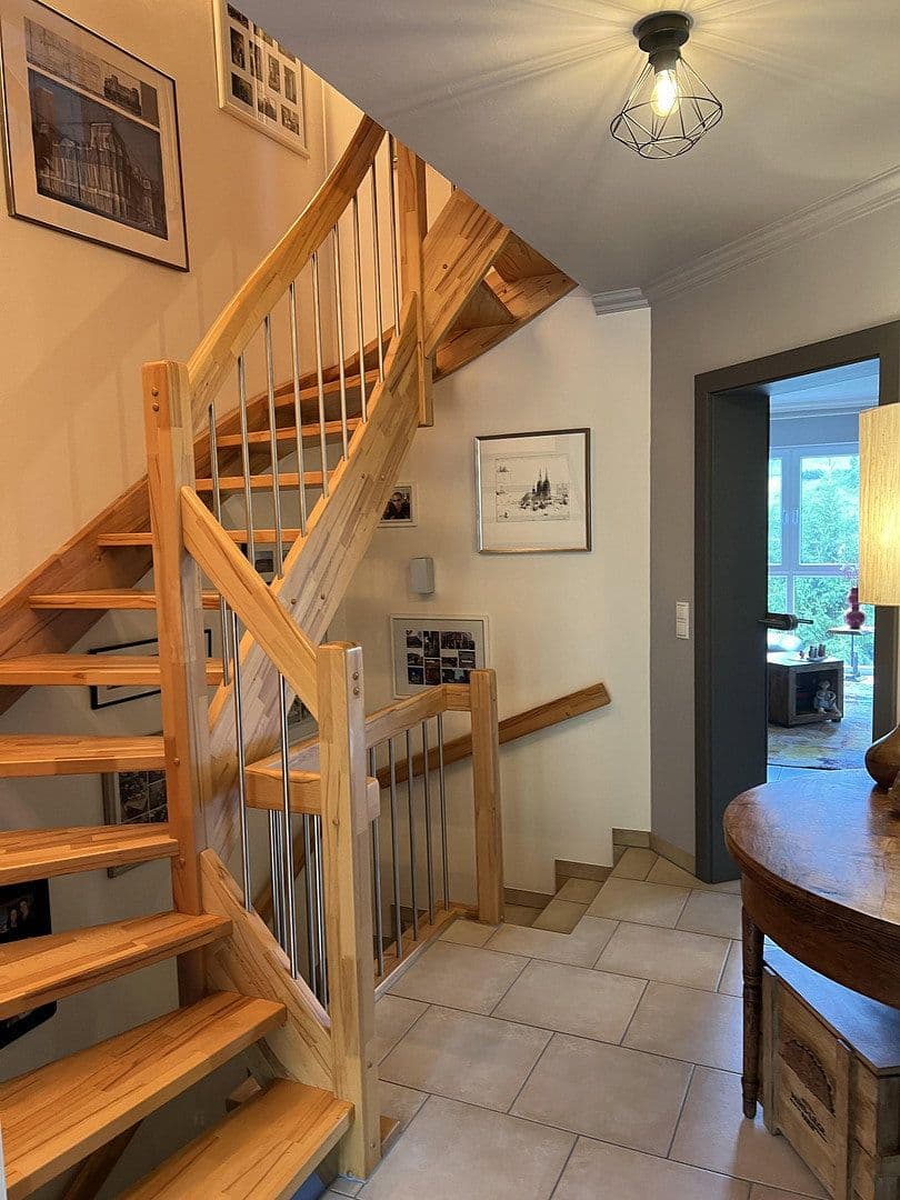 Predaj domu 143 m², pozemok 331 m², Obernhof, Porýnie-Falcko Predaj domu 143 m², pozemok 331 m², Obernhof, Porýnie-Falcko