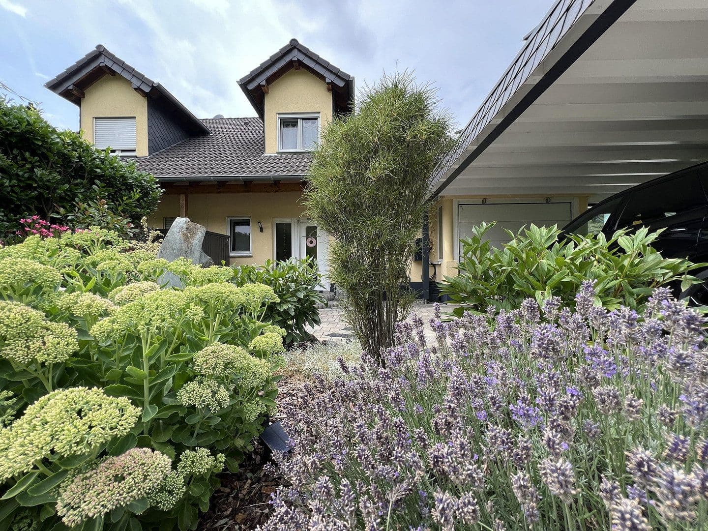 Predaj domu 143 m², pozemok 331 m², Obernhof, Porýnie-Falcko Predaj domu 143 m², pozemok 331 m², Obernhof, Porýnie-Falcko