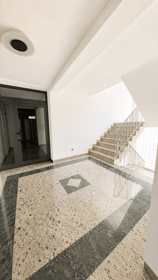 Prenájom bytu 2-izbový 62 m², Neu-Isenburg, Hesensko Prenájom bytu 2-izbový 62 m², Neu-Isenburg, Hesensko