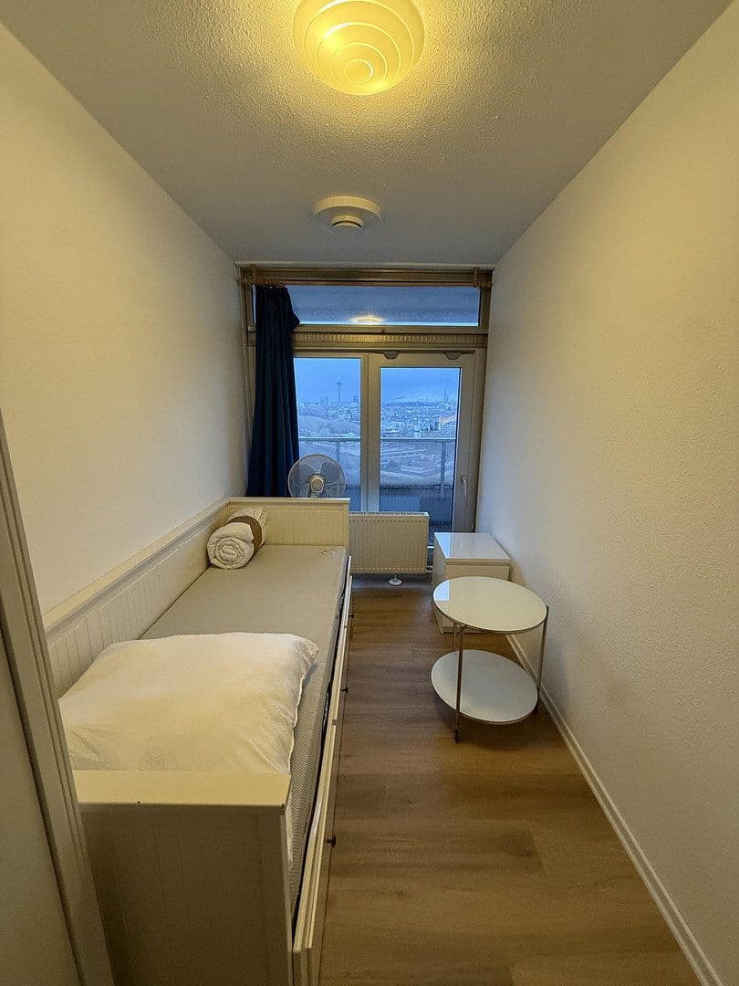 Prenájom bytu 60 m², Luxemburger Str. 124, Köln, Severné Porýnie - Westfálsko Prenájom bytu 60 m², Luxemburger Str. 124, Köln, Severné Porýnie - Westfálsko
