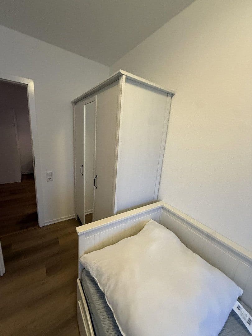 Prenájom bytu 60 m², Luxemburger Str. 124, Köln, Severné Porýnie - Westfálsko Prenájom bytu 60 m², Luxemburger Str. 124, Köln, Severné Porýnie - Westfálsko