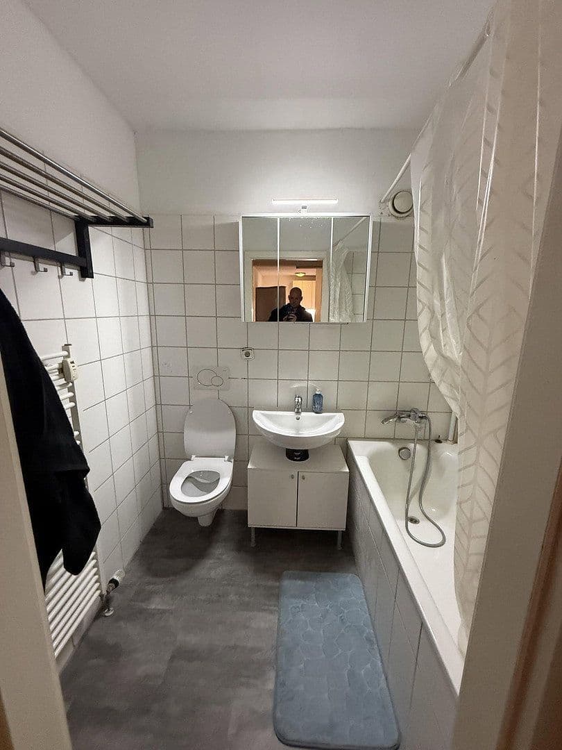 Prenájom bytu 60 m², Luxemburger Str. 124, Köln, Severné Porýnie - Westfálsko Prenájom bytu 60 m², Luxemburger Str. 124, Köln, Severné Porýnie - Westfálsko