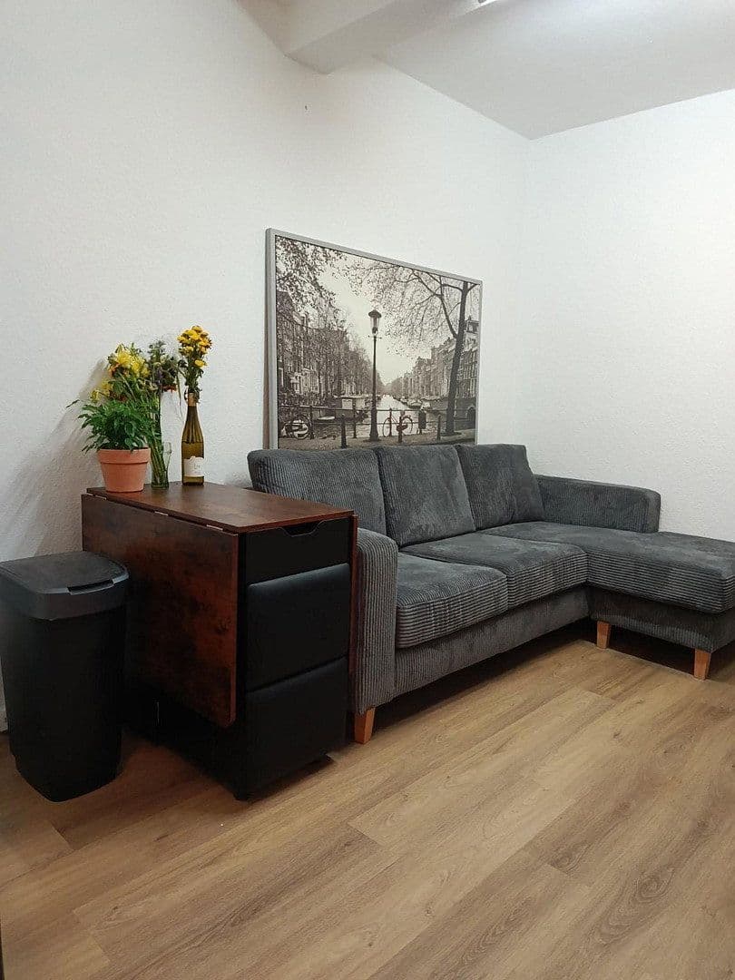 Prenájom bytu 60 m², Luxemburger Str. 124, Köln, Severné Porýnie - Westfálsko Prenájom bytu 60 m², Luxemburger Str. 124, Köln, Severné Porýnie - Westfálsko