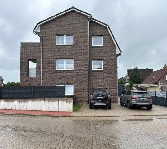 Prenájom bytu 3-izbový 107 m², An der alten Bundesstraße 8, Schortens, Dolné Sasko Prenájom bytu 3-izbový 107 m², An der alten Bundesstraße 8, Schortens, Dolné Sasko