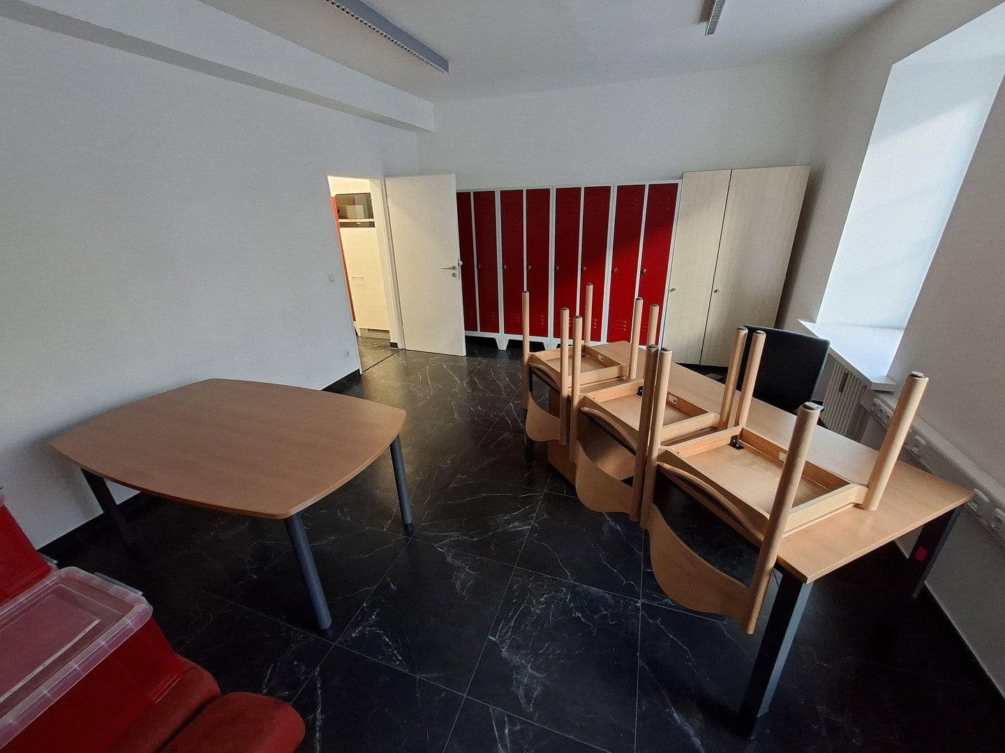 Prenájom kancelárie 271 m², Luisenstr. 1, München, Bavorsko Prenájom kancelárie 271 m², Luisenstr. 1, München, Bavorsko