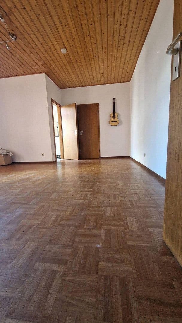 Prenájom bytu 1-izbový 30 m², Trier, Porýnie-Falcko Prenájom bytu 1-izbový 30 m², Trier, Porýnie-Falcko