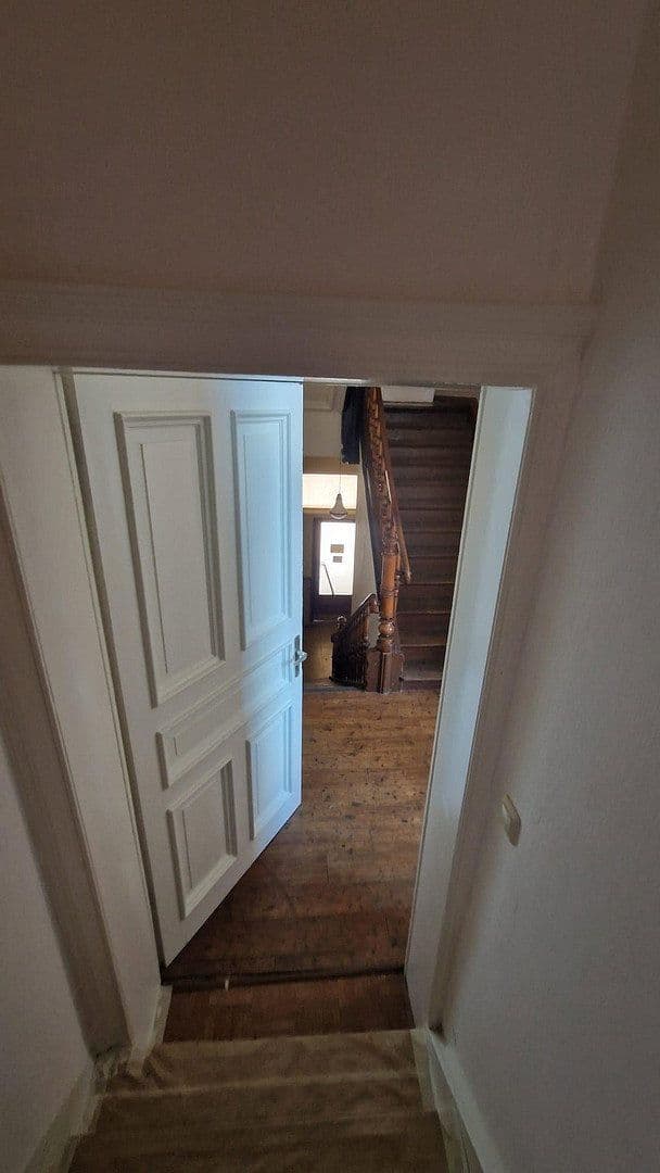 Prenájom bytu 1-izbový 30 m², Trier, Porýnie-Falcko Prenájom bytu 1-izbový 30 m², Trier, Porýnie-Falcko