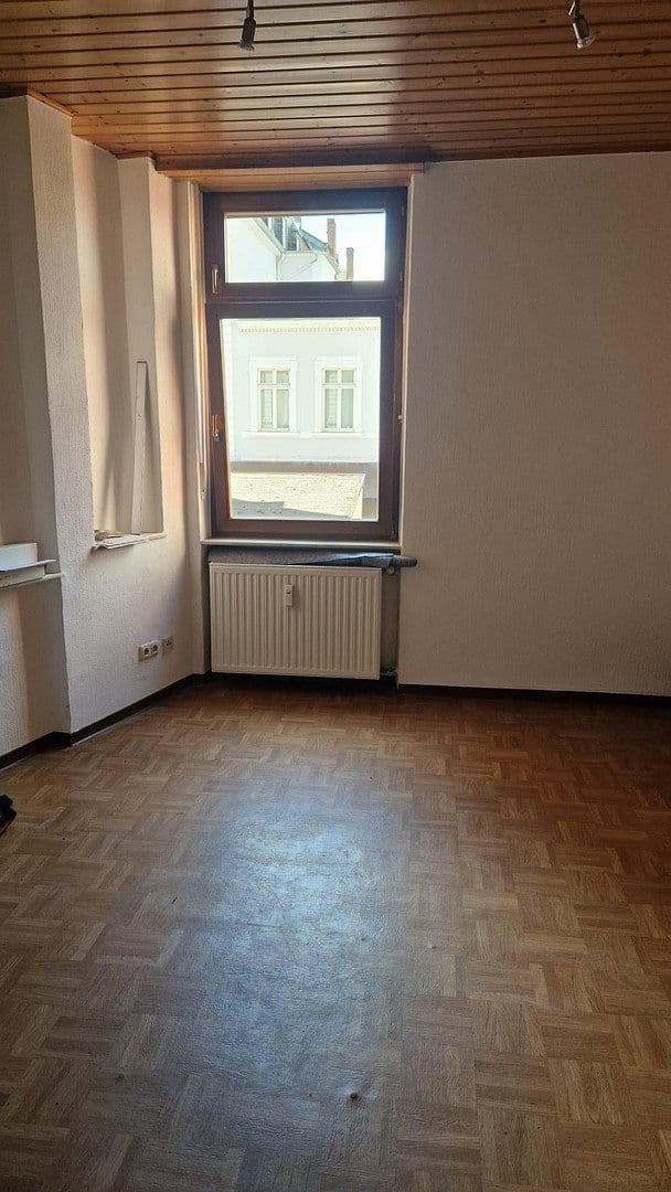 Prenájom bytu 1-izbový 30 m², Trier, Porýnie-Falcko Prenájom bytu 1-izbový 30 m², Trier, Porýnie-Falcko