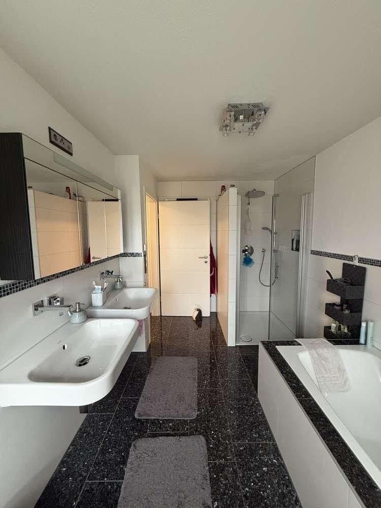 Predaj domu 146 m², pozemok 369 m², Danziger Straße 24, Heilbronn, Bádensko-Wurttembersko Predaj domu 146 m², pozemok 369 m², Danziger Straße 24, Heilbronn, Bádensko-Wurttembersko