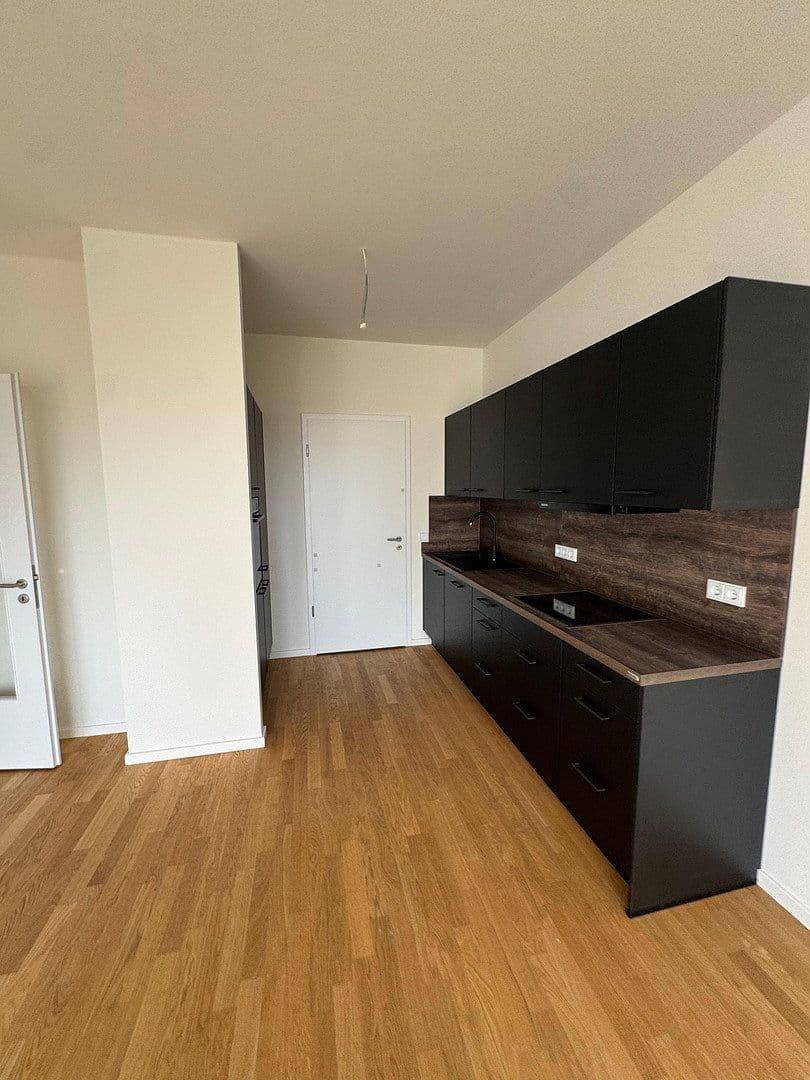 Prenájom bytu 2-izbový 56 m², Ankerweg 2, Berlin, Berlín Prenájom bytu 2-izbový 56 m², Ankerweg 2, Berlin, Berlín
