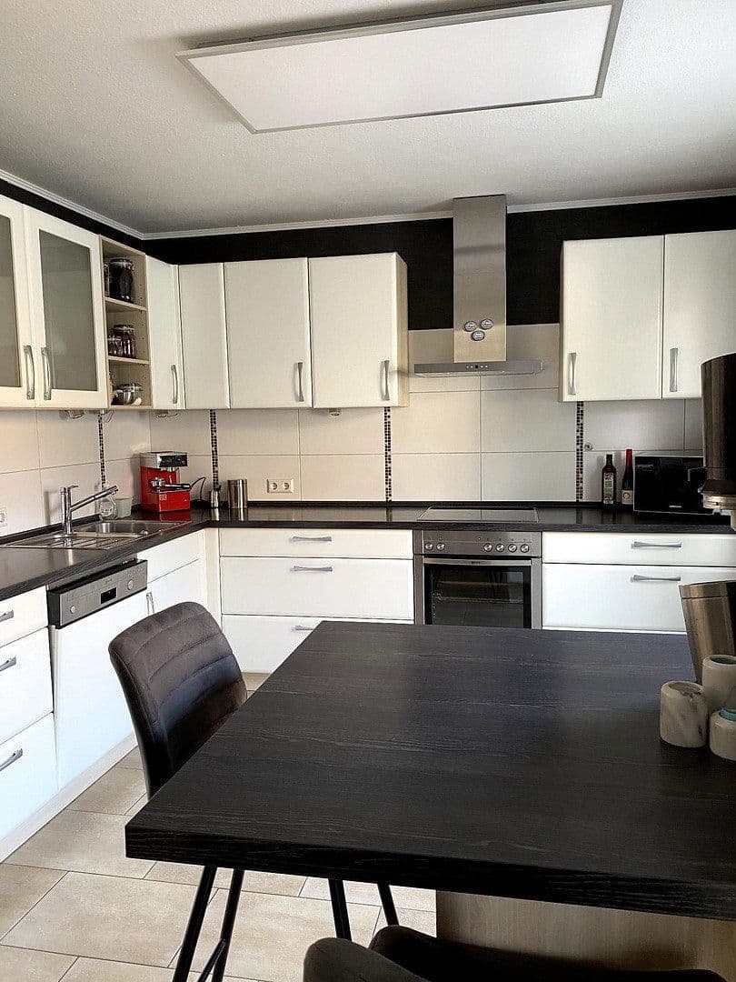 Predaj bytu 3-izbový 116 m², Alzey, Porýnie-Falcko Predaj bytu 3-izbový 116 m², Alzey, Porýnie-Falcko
