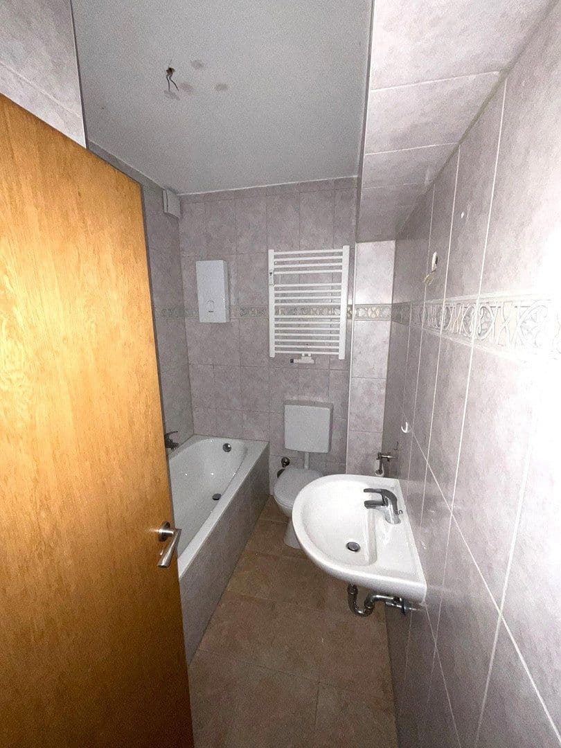 Prenájom bytu 3-izbový 72 m², Castroper Str 81, Dortmund, Severné Porýnie - Westfálsko Prenájom bytu 3-izbový 72 m², Castroper Str 81, Dortmund, Severné Porýnie - Westfálsko