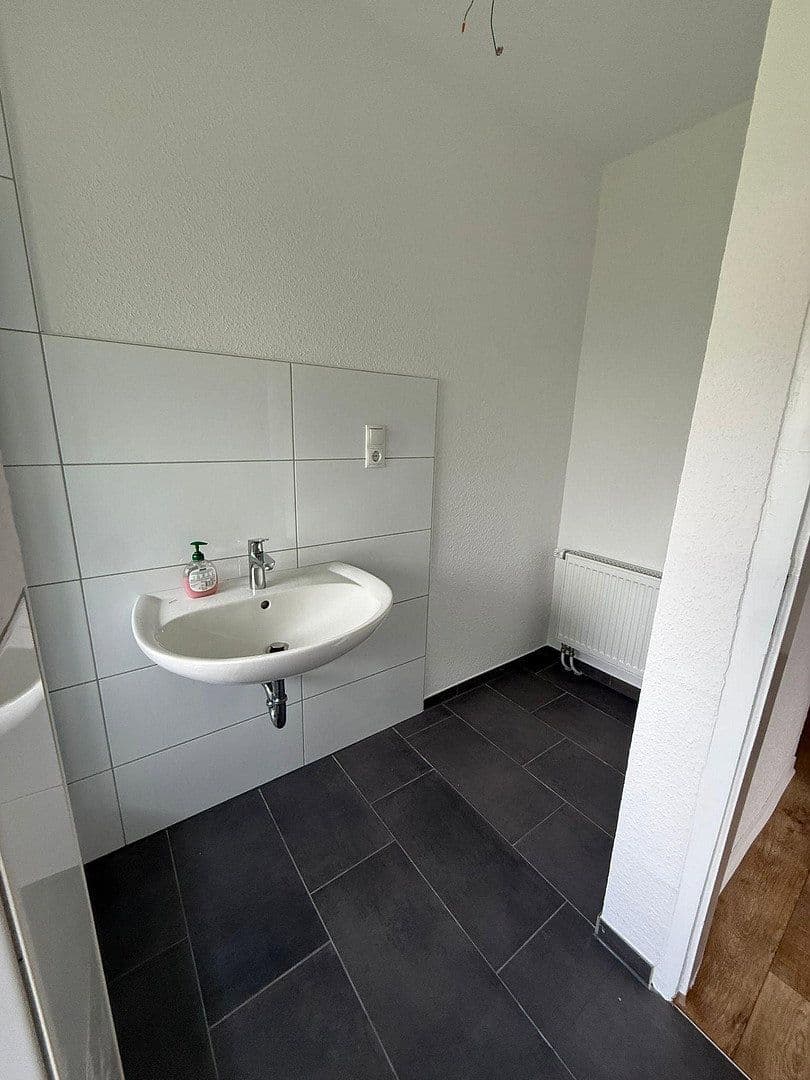 Prenájom bytu 5-izbový 95 m², Neuenkirchen-Vörden, Dolné Sasko Prenájom bytu 5-izbový 95 m², Neuenkirchen-Vörden, Dolné Sasko