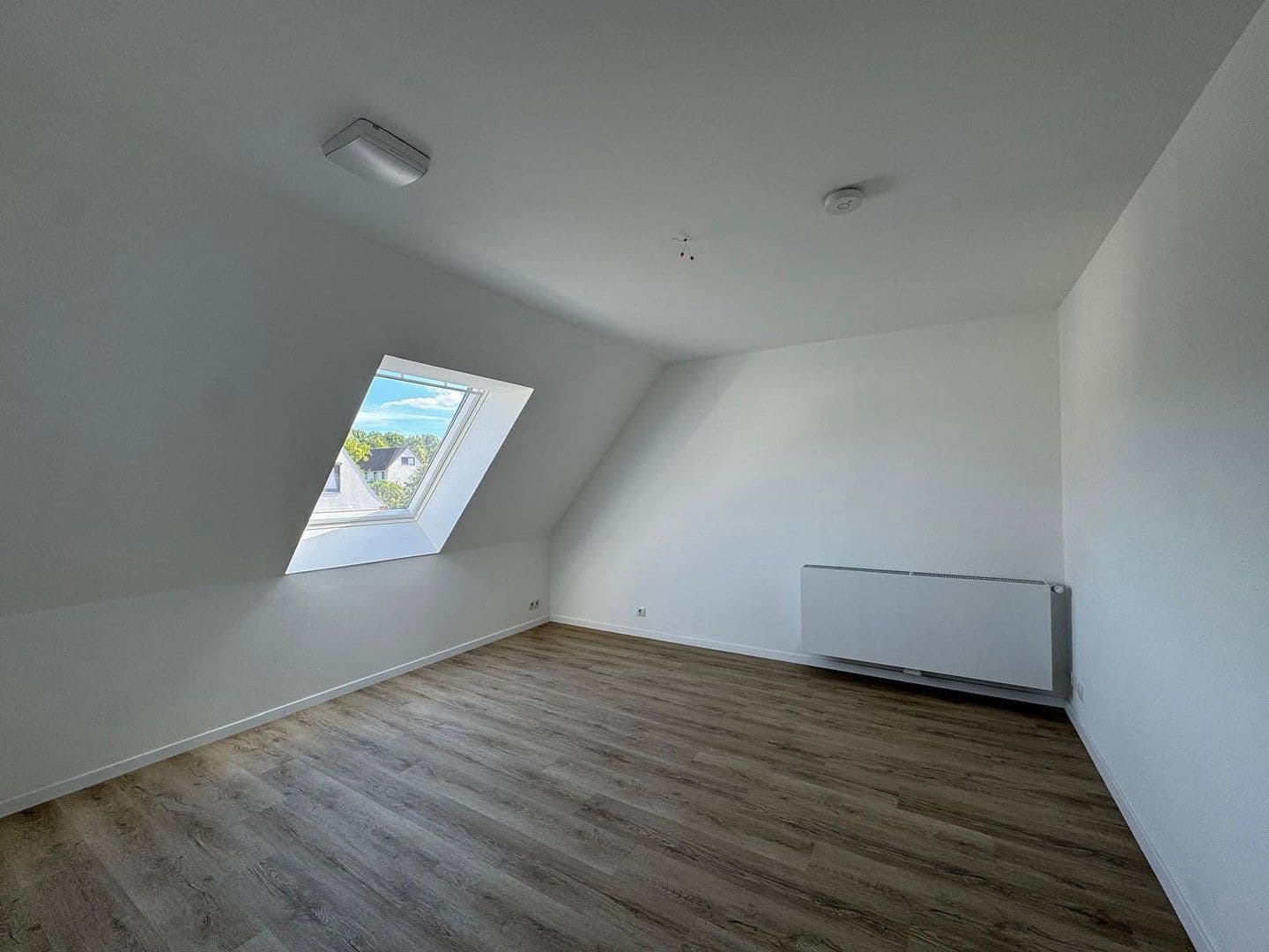 Prenájom domu 141 m², pozemok 200 m², Oyten, Dolné Sasko Prenájom domu 141 m², pozemok 200 m², Oyten, Dolné Sasko