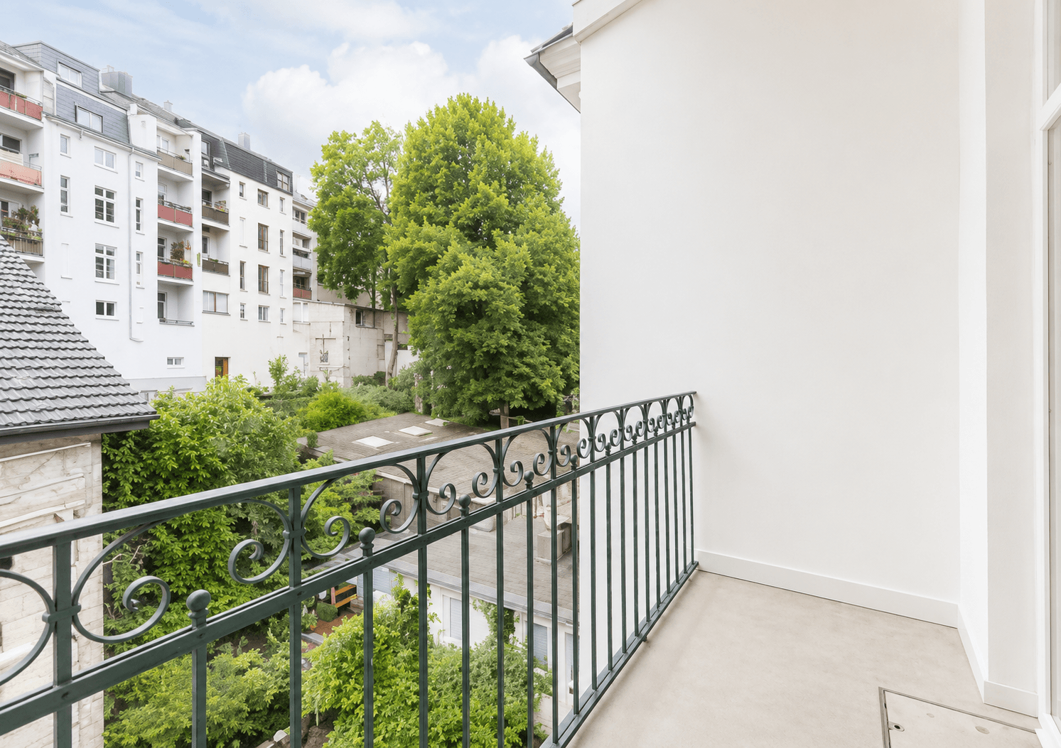 Prenájom bytu 4-izbový 94 m², Uellendahlerstr. 91, Wuppertal, Severné Porýnie - Westfálsko Prenájom bytu 4-izbový 94 m², Uellendahlerstr. 91, Wuppertal, Severné Porýnie - Westfálsko