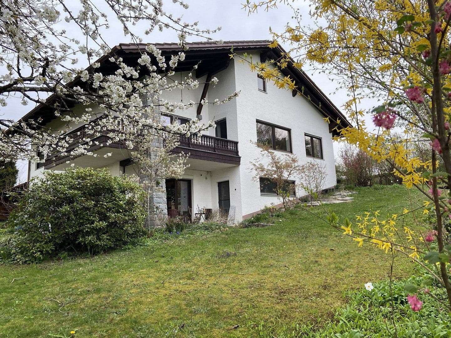 Predaj domu 189 m², pozemok 2.000 m², Fürstenstein, Bavorsko Predaj domu 189 m², pozemok 2.000 m², Fürstenstein, Bavorsko