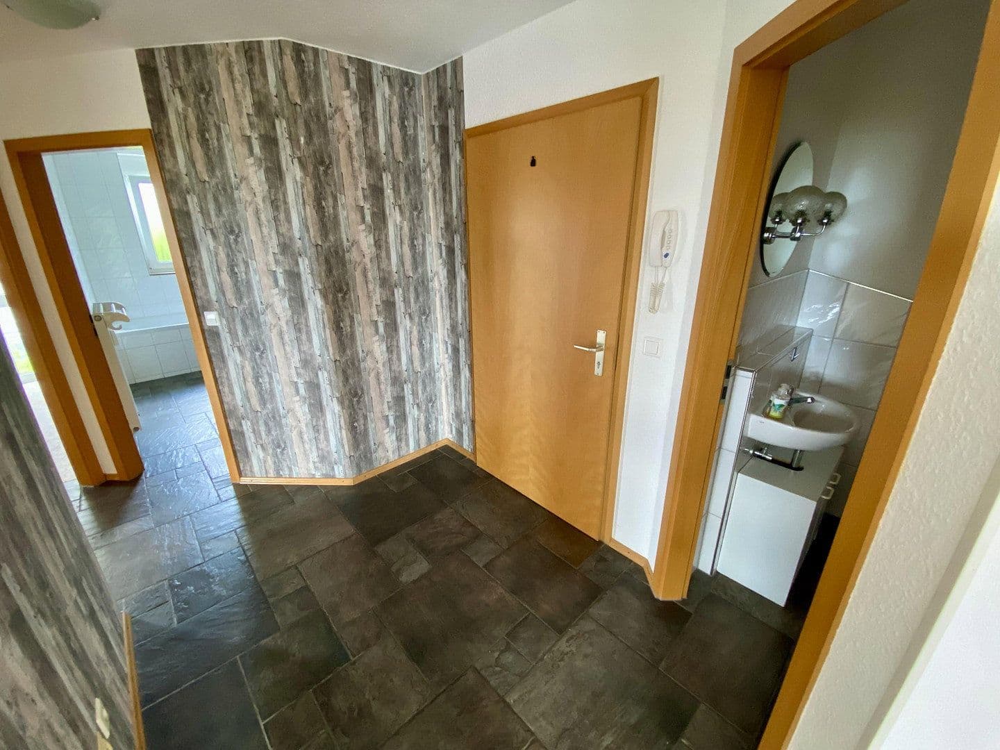 Predaj bytu 3-izbový 91 m², Im Löwengarten 14, Pfedelbach, Bádensko-Wurttembersko Predaj bytu 3-izbový 91 m², Im Löwengarten 14, Pfedelbach, Bádensko-Wurttembersko