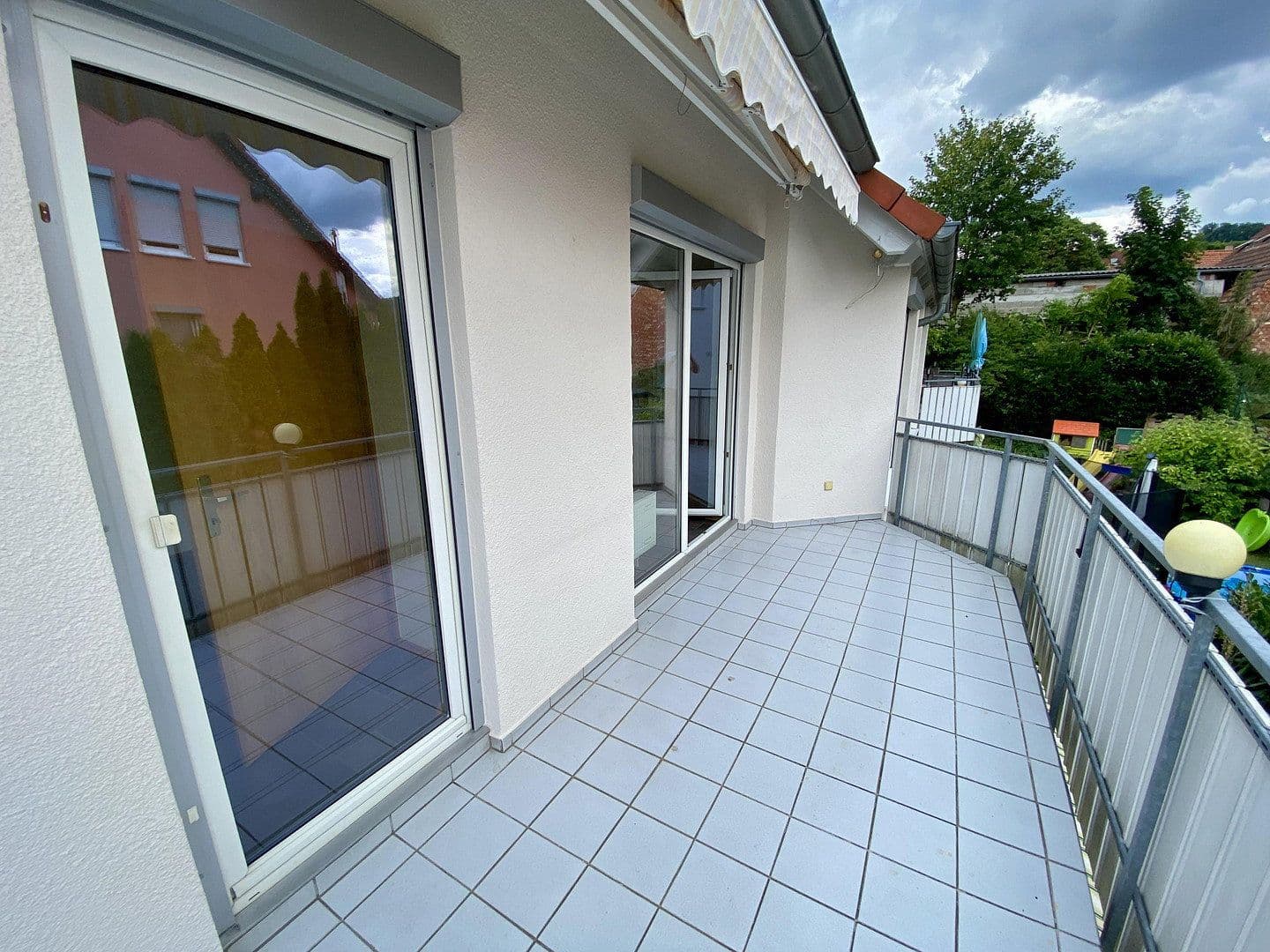 Predaj bytu 3-izbový 91 m², Im Löwengarten 14, Pfedelbach, Bádensko-Wurttembersko Predaj bytu 3-izbový 91 m², Im Löwengarten 14, Pfedelbach, Bádensko-Wurttembersko