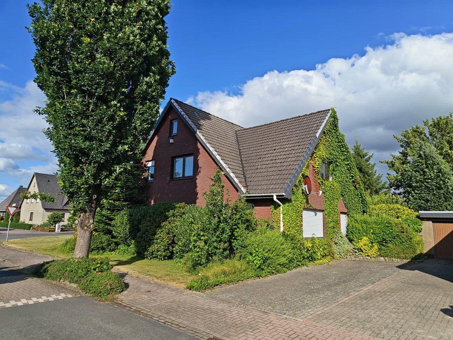 Predaj domu 250 m², pozemok 885 m², Twistringen, Dolné Sasko Predaj domu 250 m², pozemok 885 m², Twistringen, Dolné Sasko