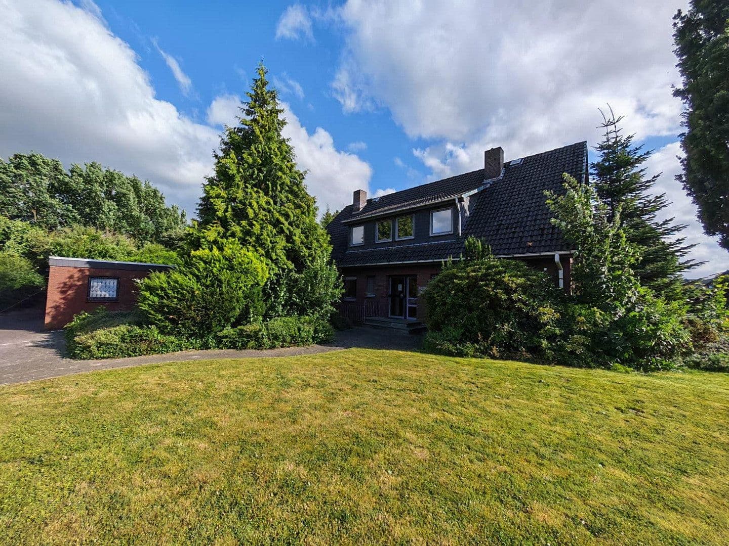 Predaj domu 250 m², pozemok 885 m², Twistringen, Dolné Sasko Predaj domu 250 m², pozemok 885 m², Twistringen, Dolné Sasko